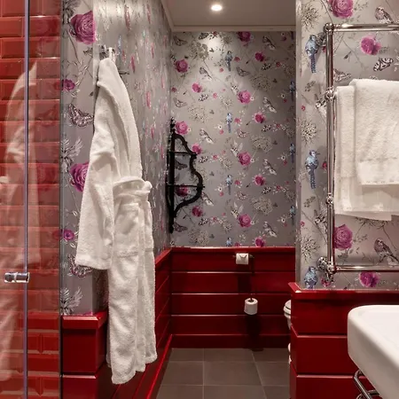 Hotel Q92 4*