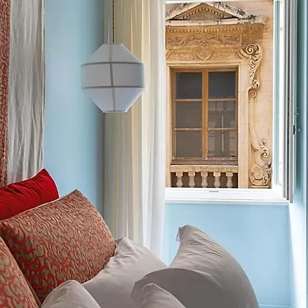 Hotel Q92 Noto